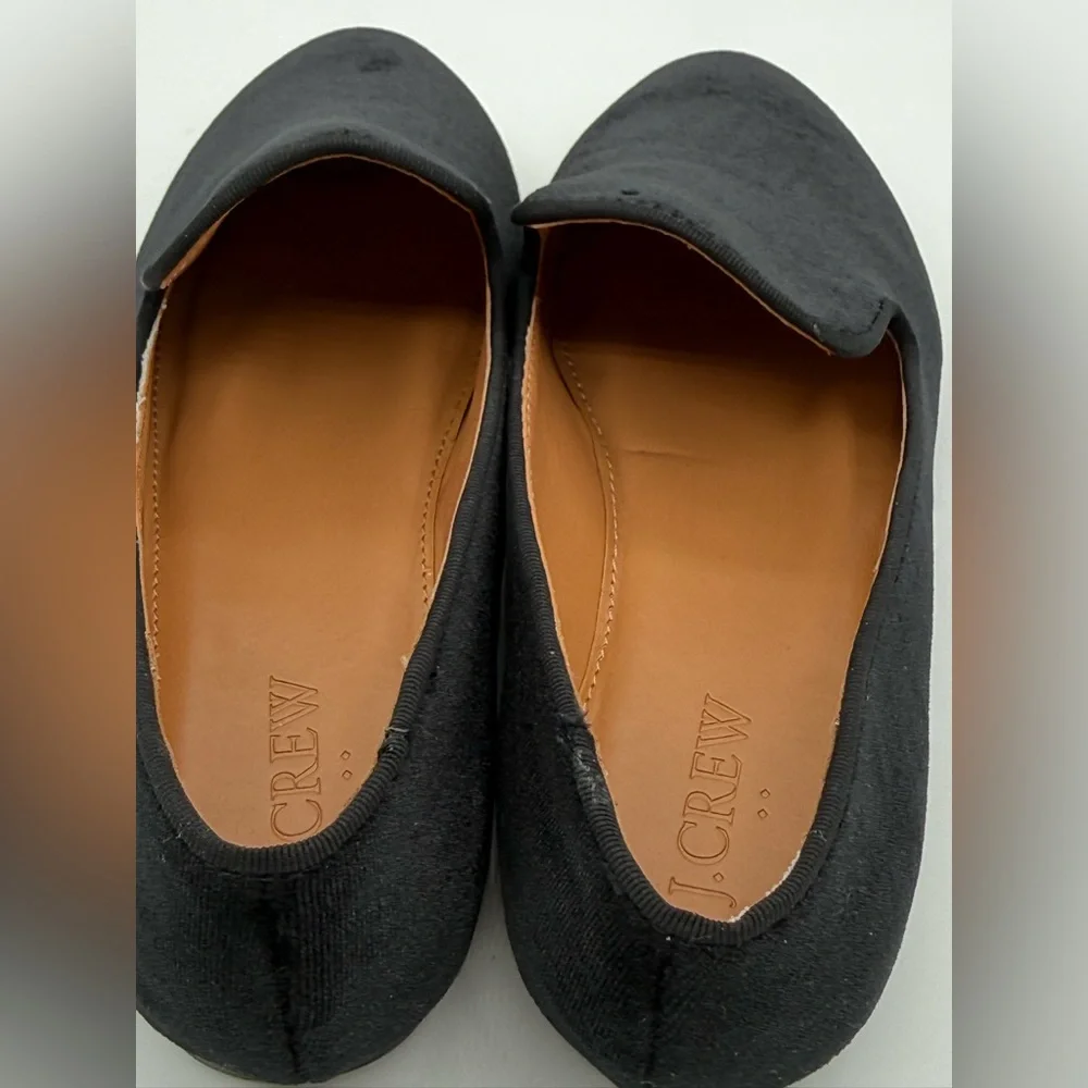 J. Crew Classic Black Velvet Slip-On Loafers – Elegant Minimalist Dress Flats - Picture 4 of 16